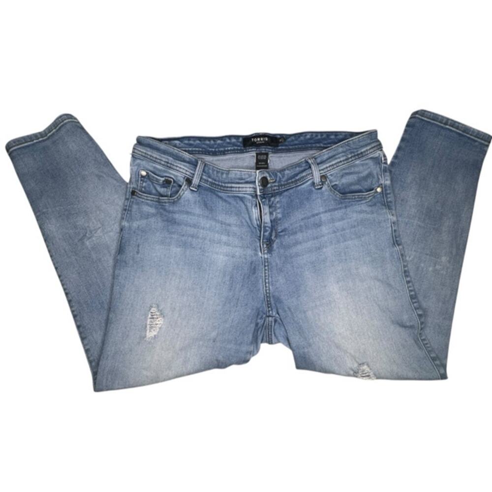 Torrid Light Wash Distressed Skinny Jeans Size 16